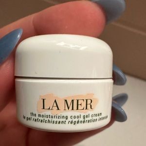 Brand new LA MER the moisturizing cooling gel sample size ✨ 0.12 oz